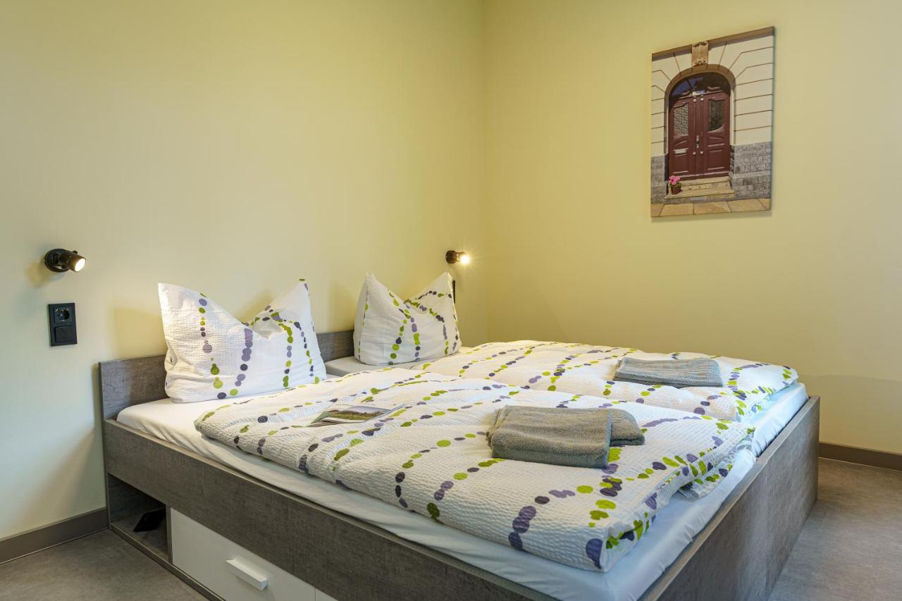Hotel Und Hostel Gleisbett อันนาแบร์ก-บุคโฮลซ์ ภายนอก รูปภาพ
