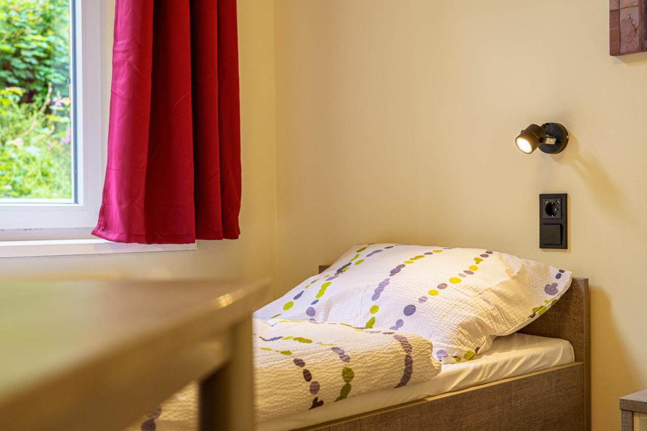 Hotel Und Hostel Gleisbett อันนาแบร์ก-บุคโฮลซ์ ภายนอก รูปภาพ